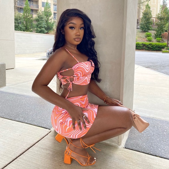 Orange swirl set - Picture 2 of 3